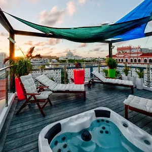 https://puerto-valdes.sanjuanpuertorico-hotels.com
