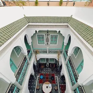 https://riad-deux-palmiers.marrakeshhotelsmorocco.com